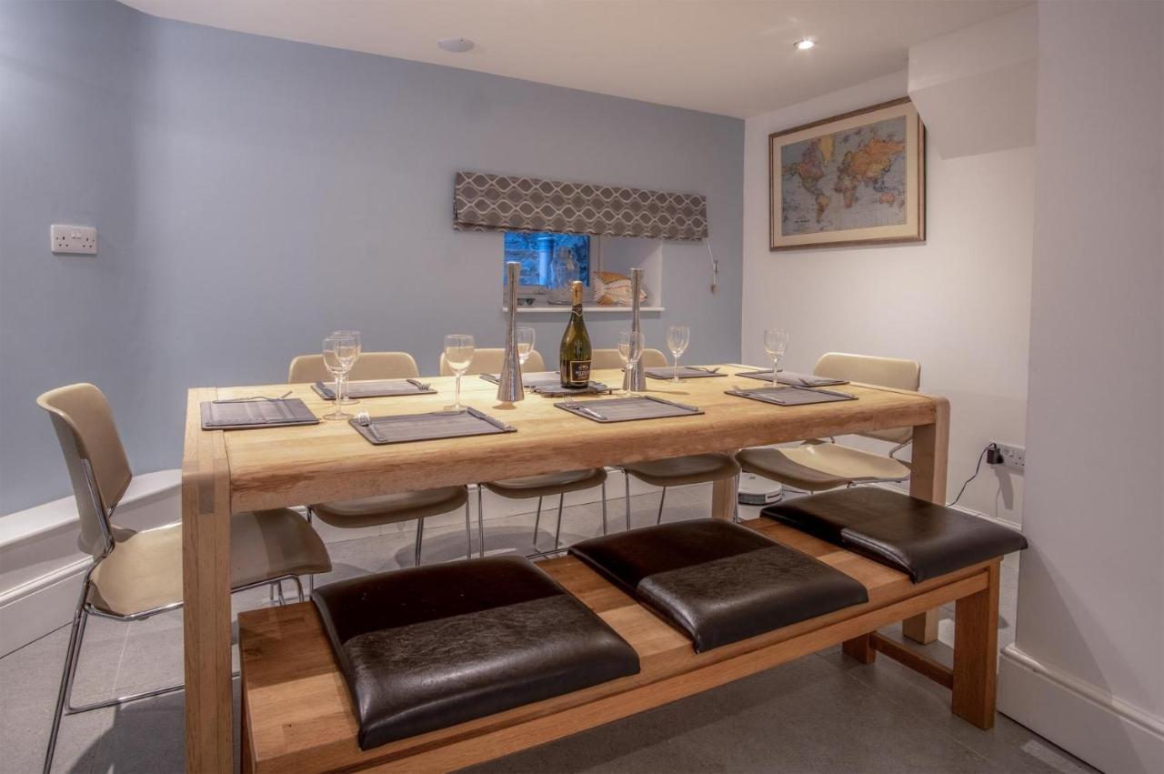 Caleb'S Cottage - 4 Bedroom Cottage - Solva Εξωτερικό φωτογραφία