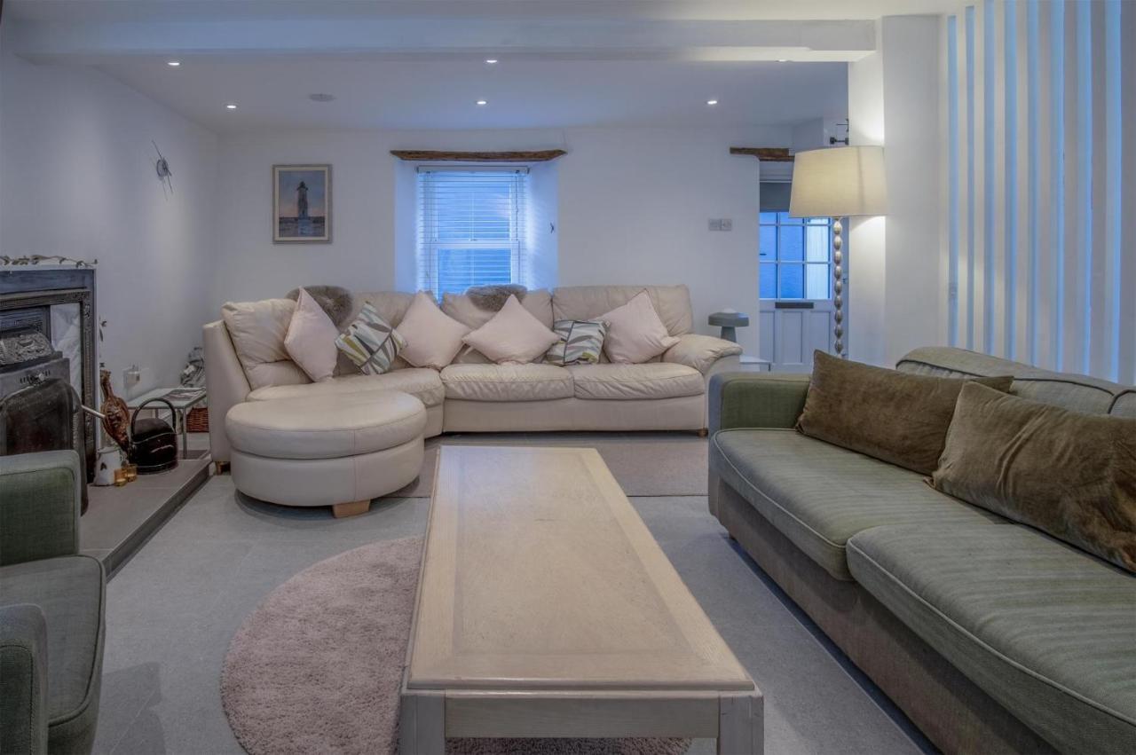 Caleb'S Cottage - 4 Bedroom Cottage - Solva Εξωτερικό φωτογραφία