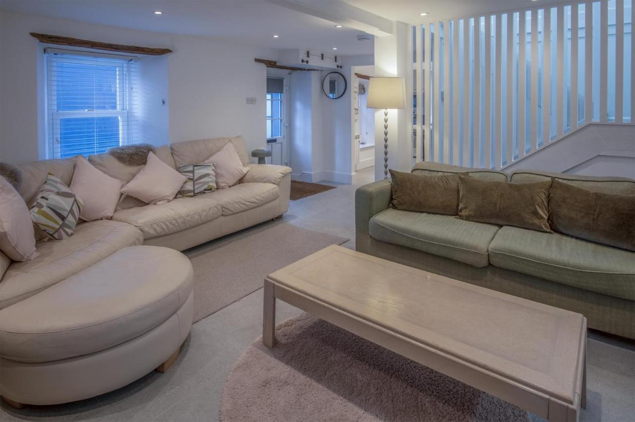 Caleb'S Cottage - 4 Bedroom Cottage - Solva Εξωτερικό φωτογραφία